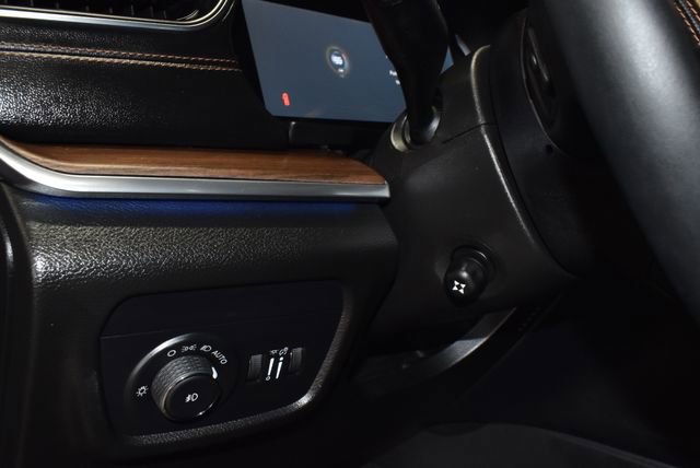 Used 2025 Jeep Grand Cherokee Summit w/ Adv Protech Group IV image 27