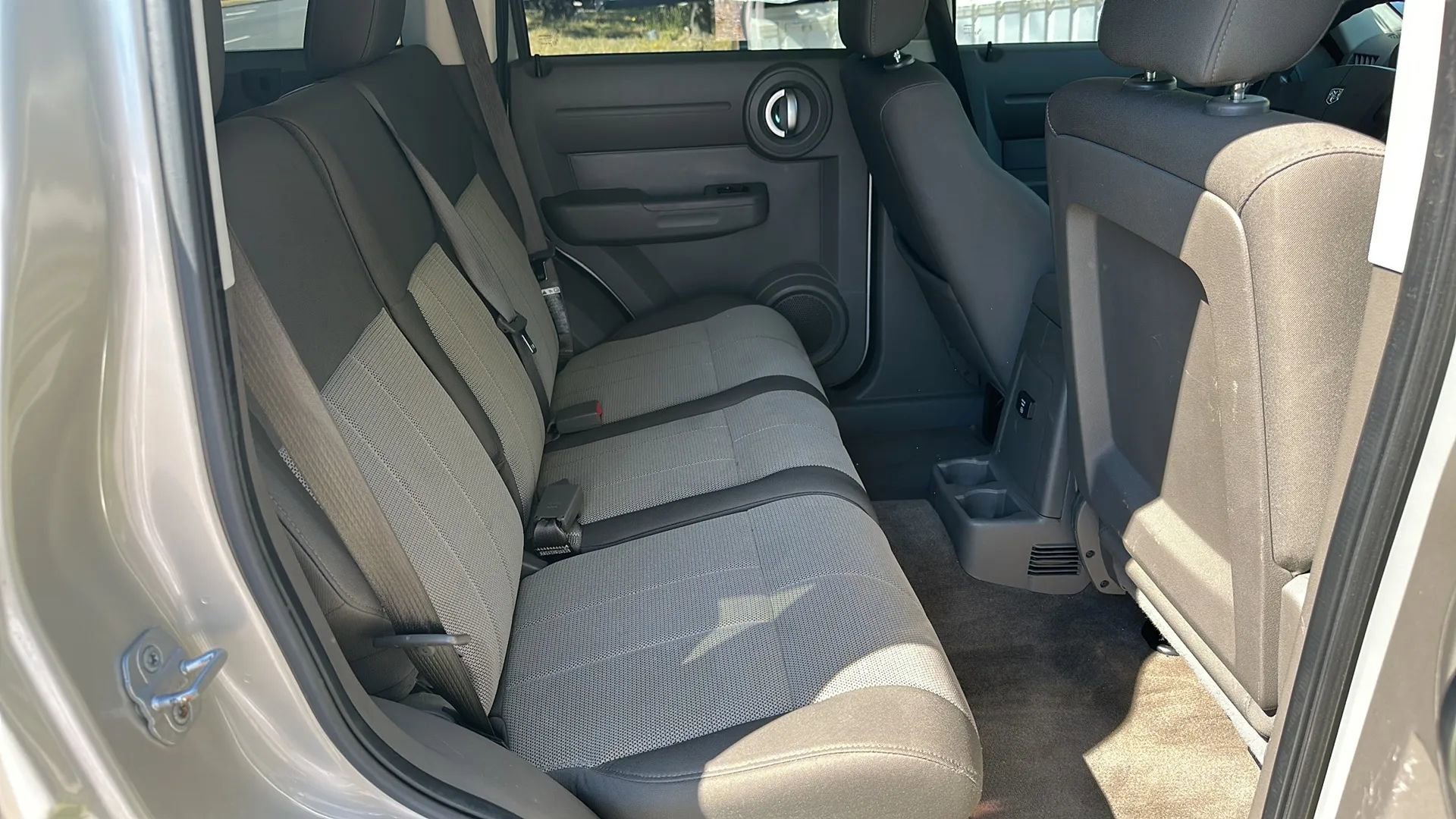 Used 2008 Dodge Nitro SXT image 19