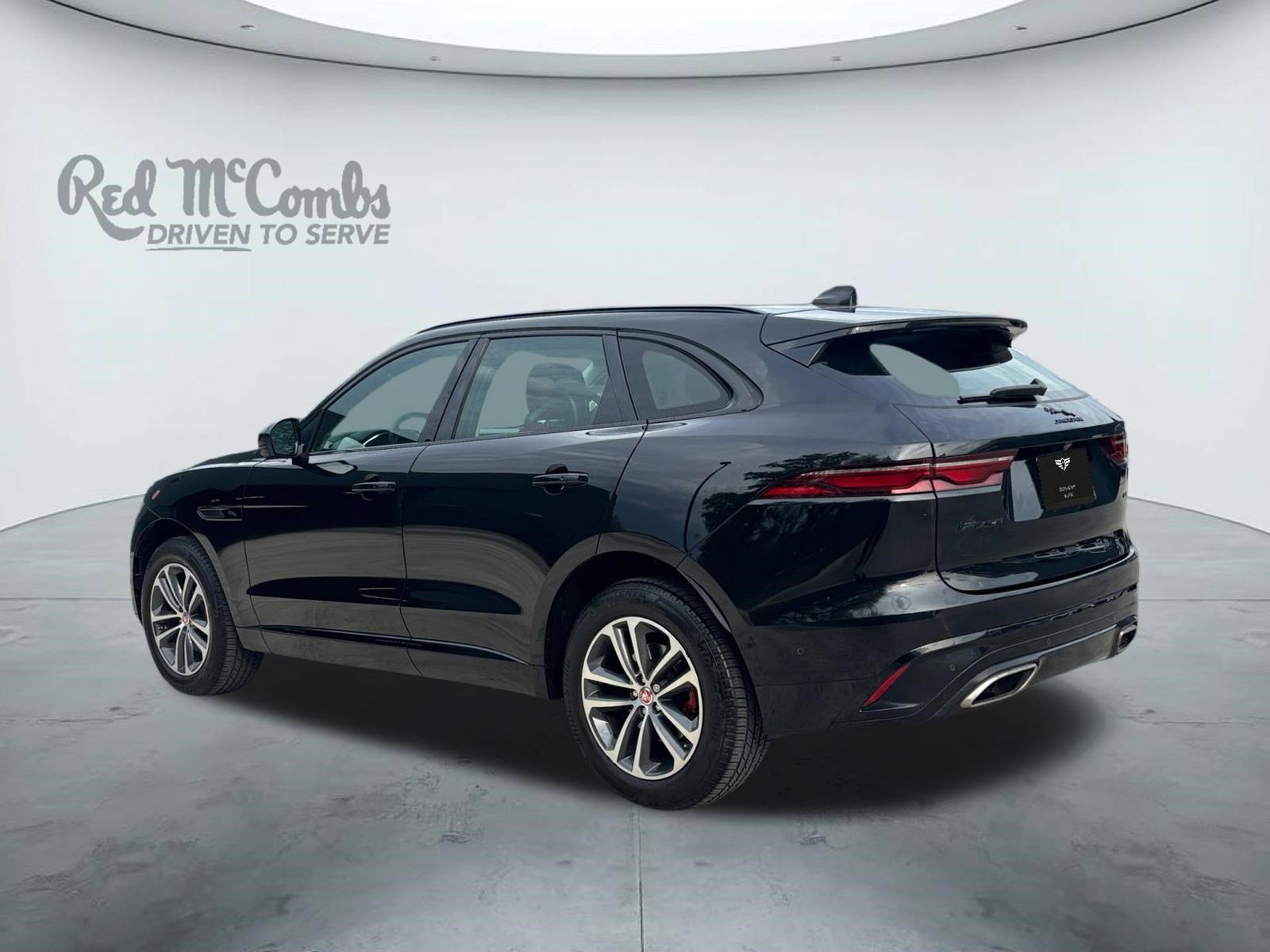 Used 2021 Jaguar F-PACE R-Dynamic S image 3