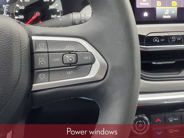 Used 2023 Jeep Compass Limited AWD/4WD image 14