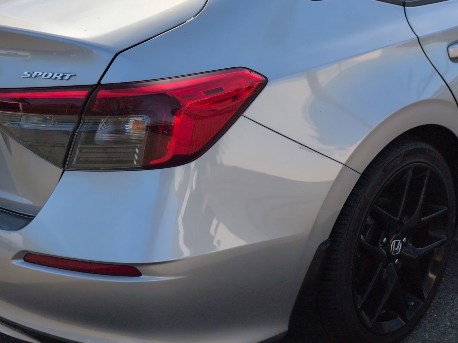 Used 2023 Honda Civic Sport image 11