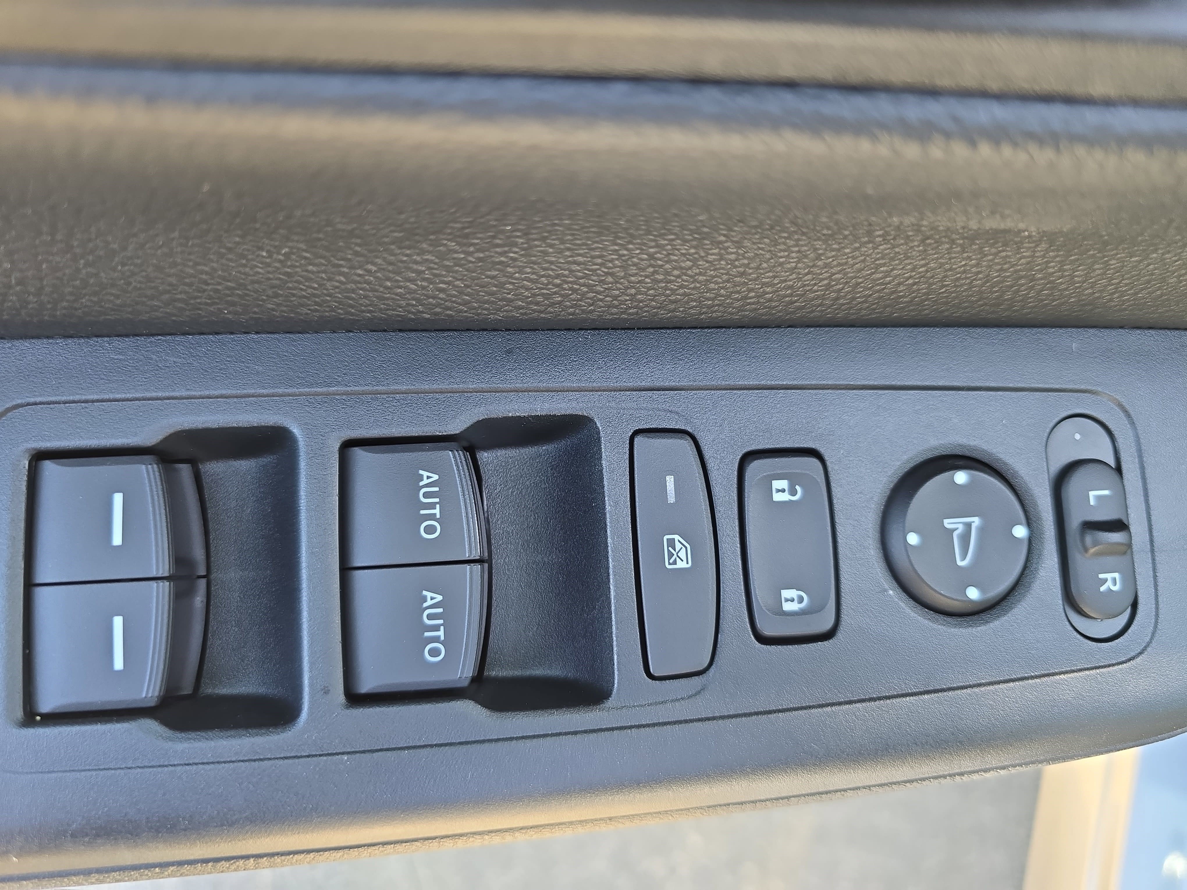 Used 2024 Honda CR-V Sport image 28