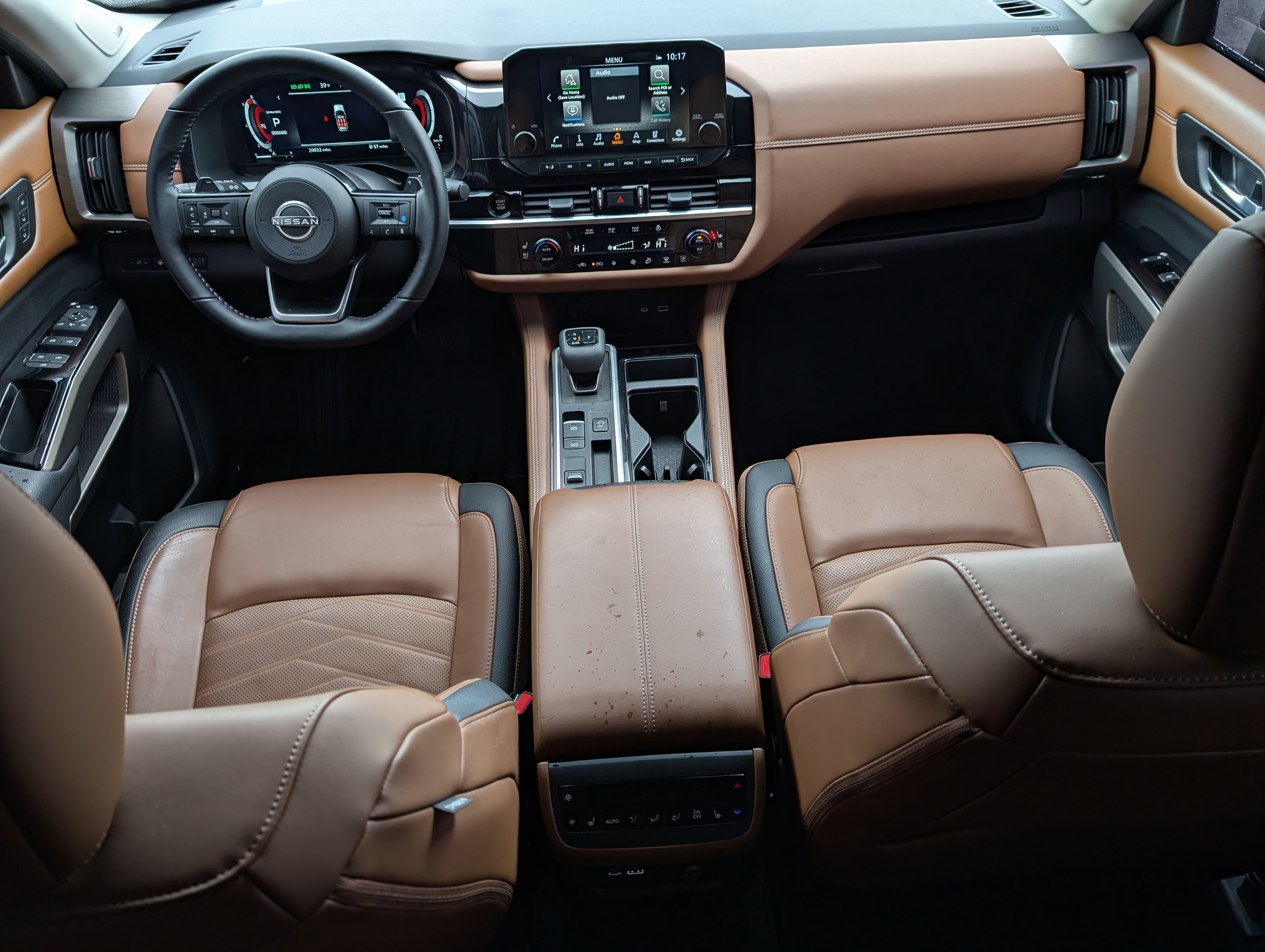 Used 2025 Nissan Pathfinder Platinum w/ Cargo Package FWD image 23