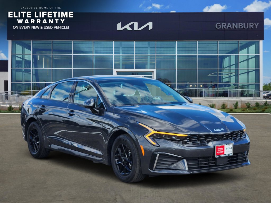 Used 2026 Kia K5 LXS FWD image 3
