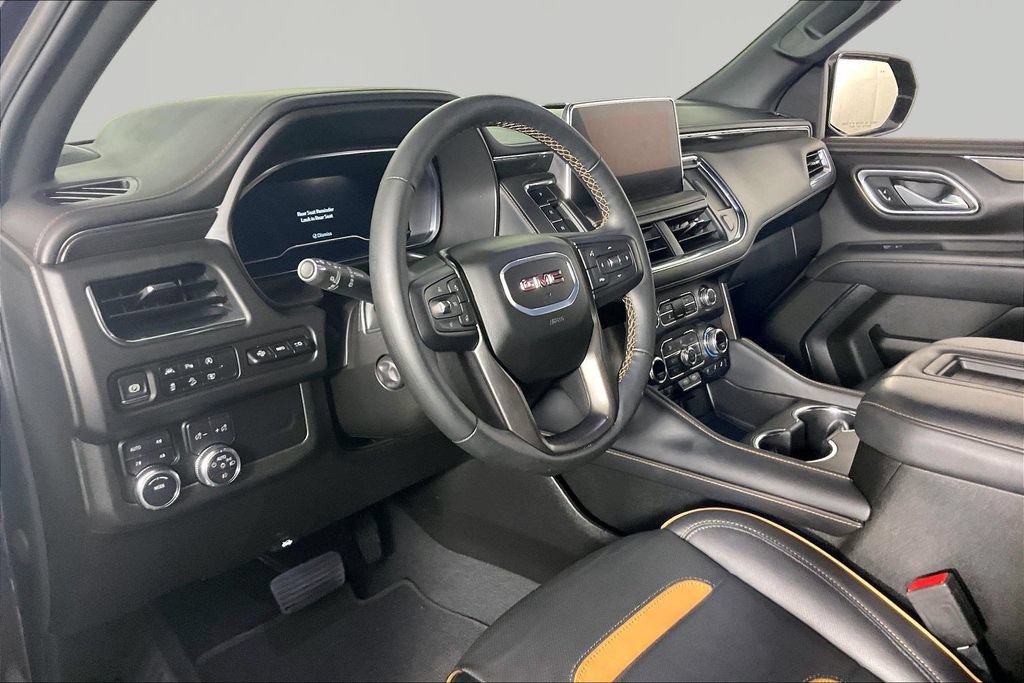 Used 2024 GMC Yukon AT4 w/ AT4 Premium Package AWD/4WD image 16