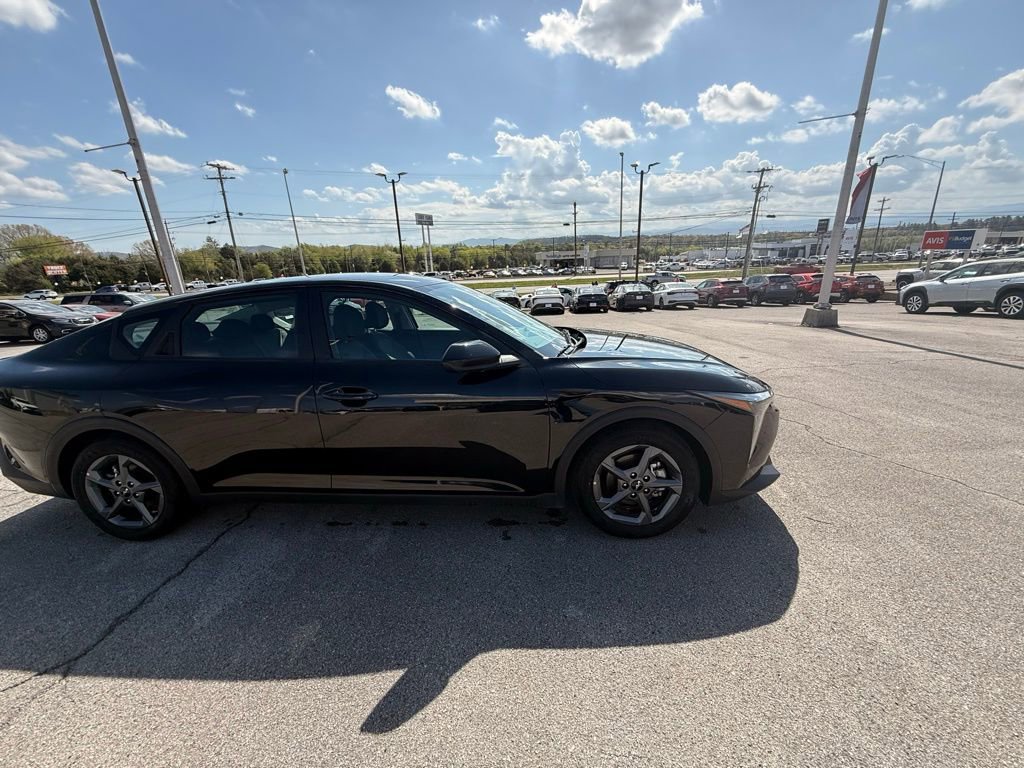 Used 2025 Kia K4 LXS image 2