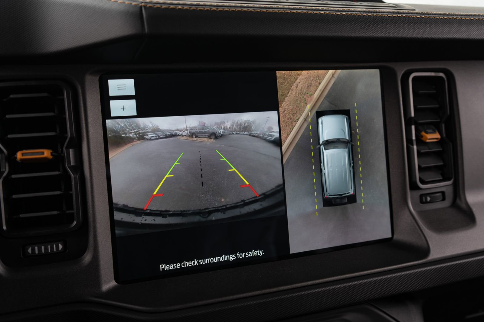 Used 2024 Ford Bronco Badlands image 42