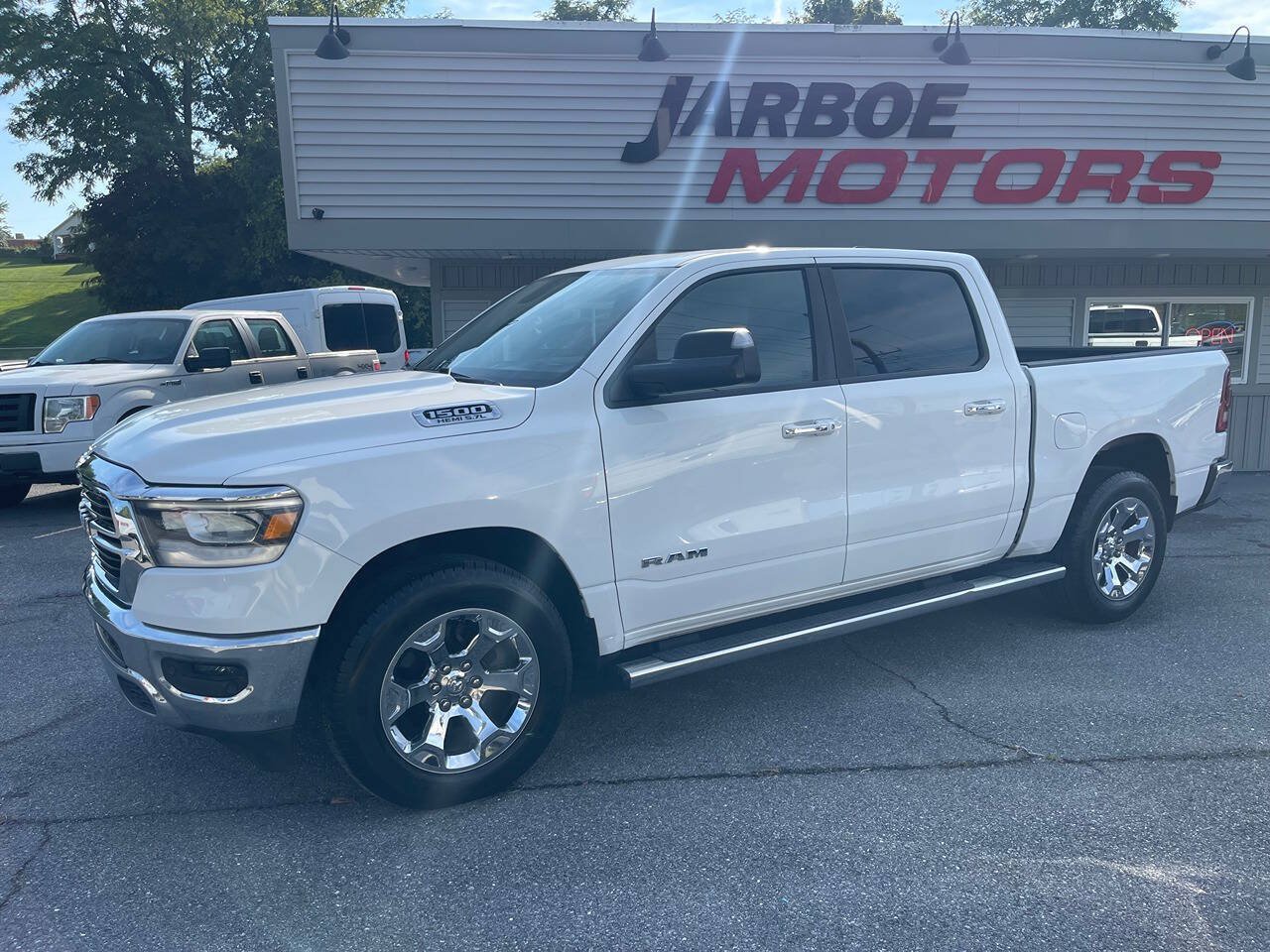 Used 2019 RAM 1500 Big Horn AWD/4WD image 4