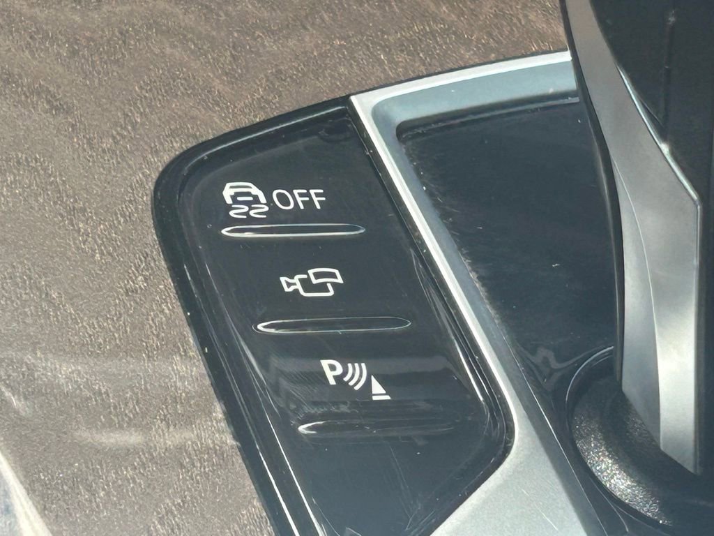 Used 2022 BMW X5 xDrive40i w/ Premium Package AWD/4WD image 59