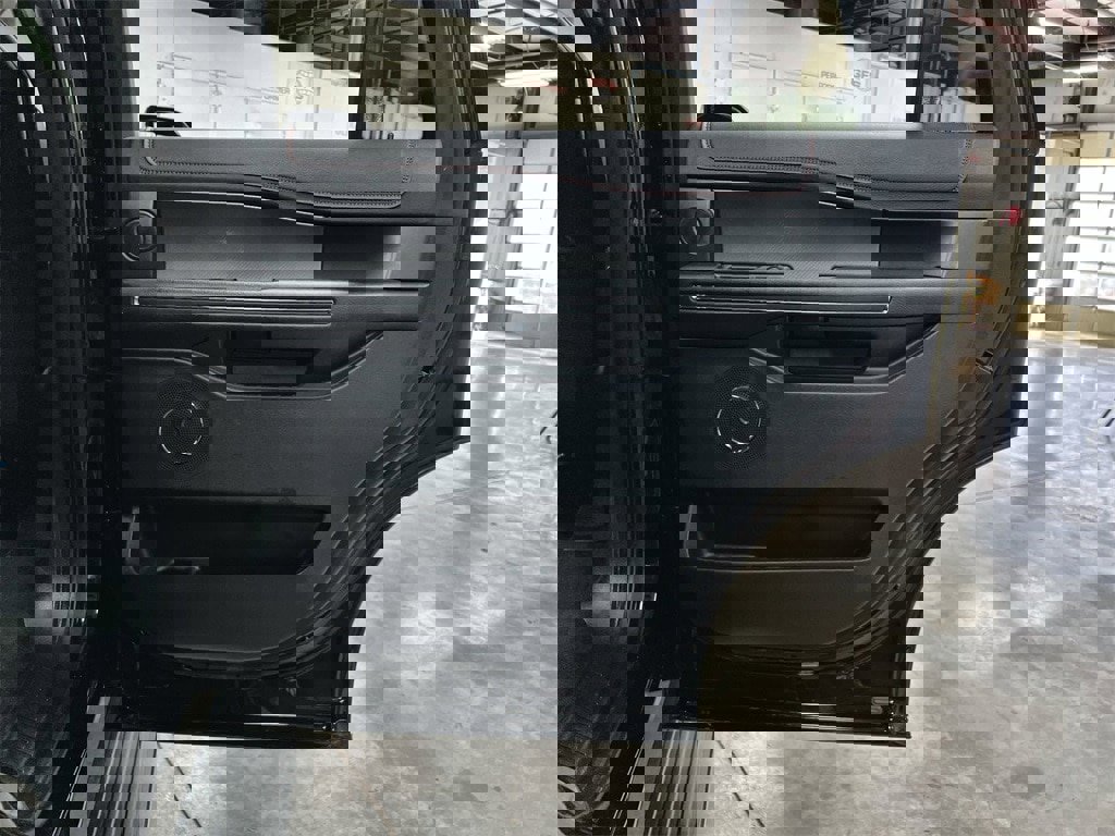 Used 2021 Ford Expedition Limited image 41