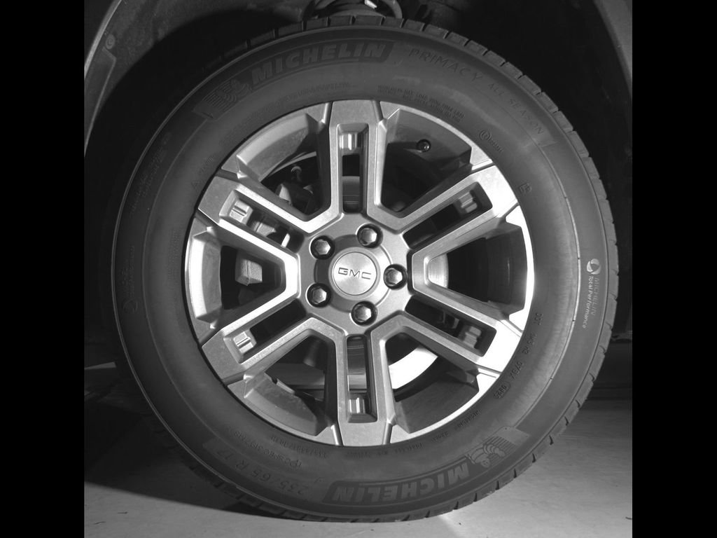 Used 2025 GMC Terrain Elevation FWD image 11