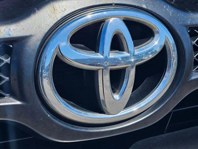 Used 2014 Toyota Tacoma PreRunner w/ SR5 Package RWD image 5