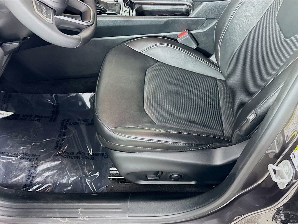 Used 2023 Jeep Compass Latitude image 26