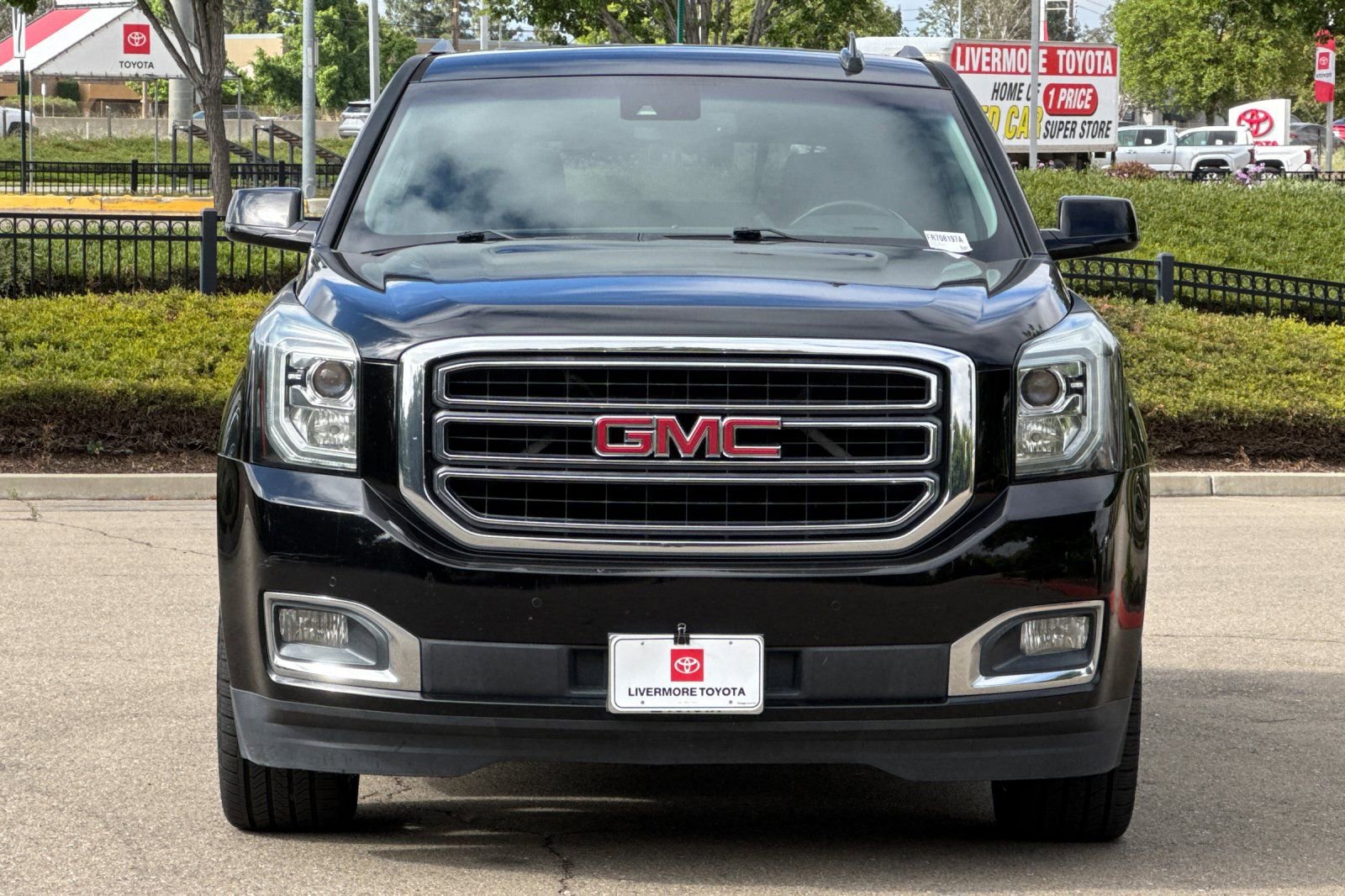 Used 2015 GMC Yukon SLE w/ Convenience Package AWD/4WD image 9