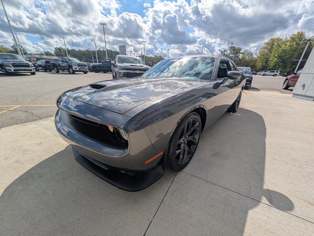 Used 2022 Dodge Challenger GT w/ Blacktop Package image 8