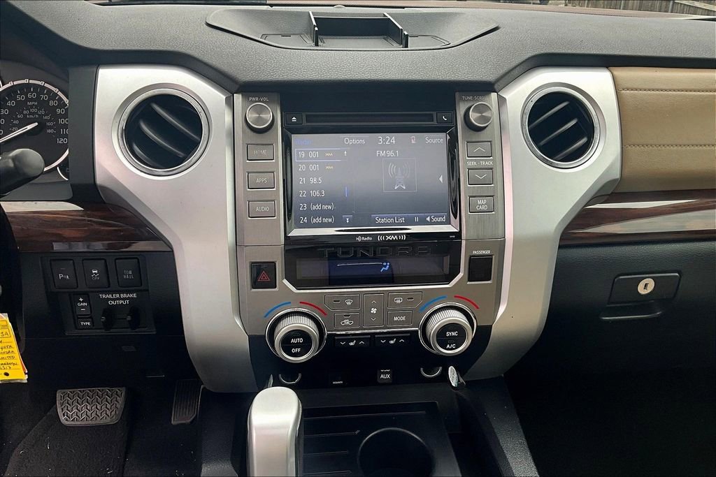 Used 2016 Toyota Tundra Limited w/ Limited Premium Package RWD image 24