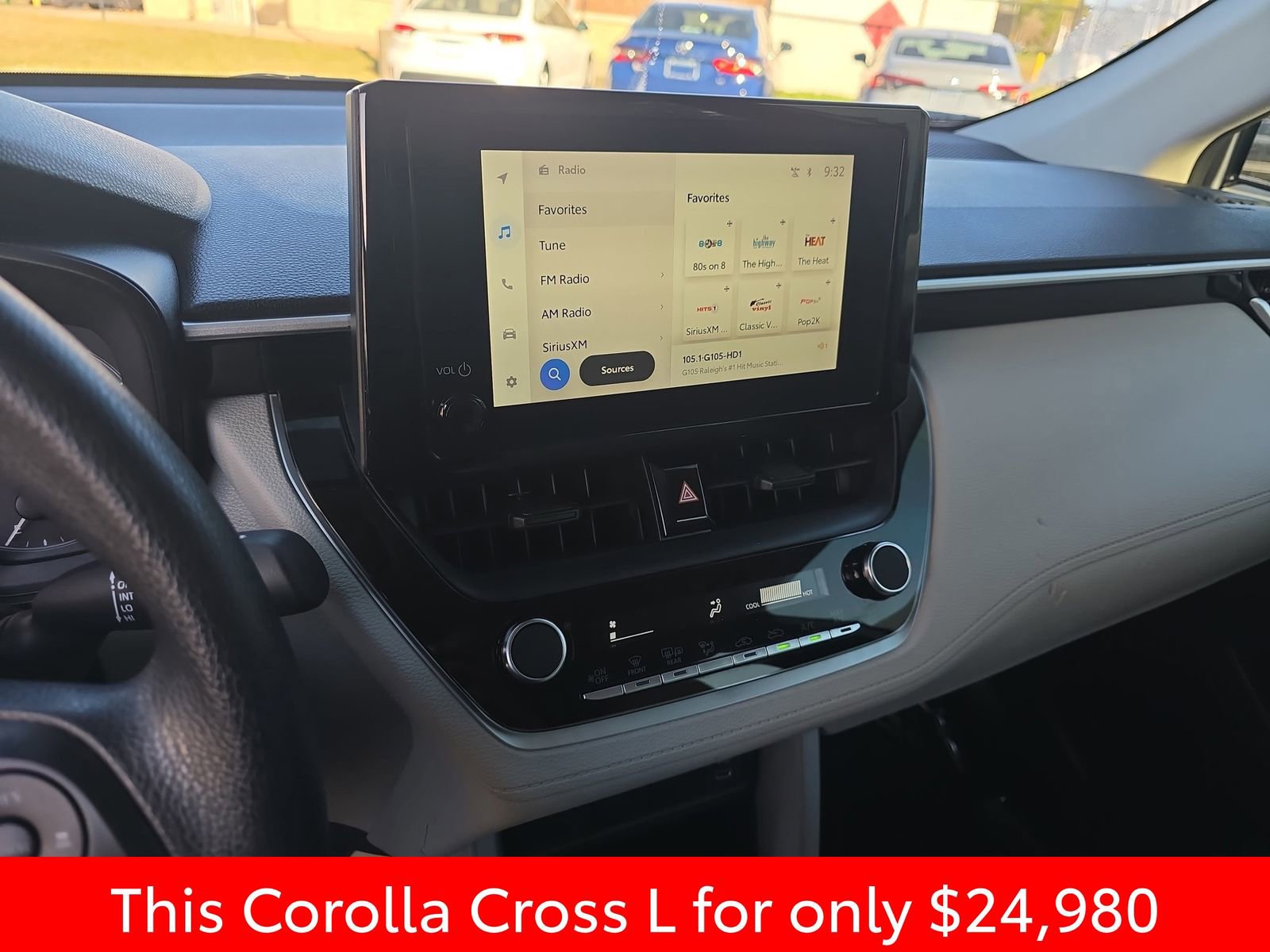 Used 2024 Toyota Corolla Cross L image 25