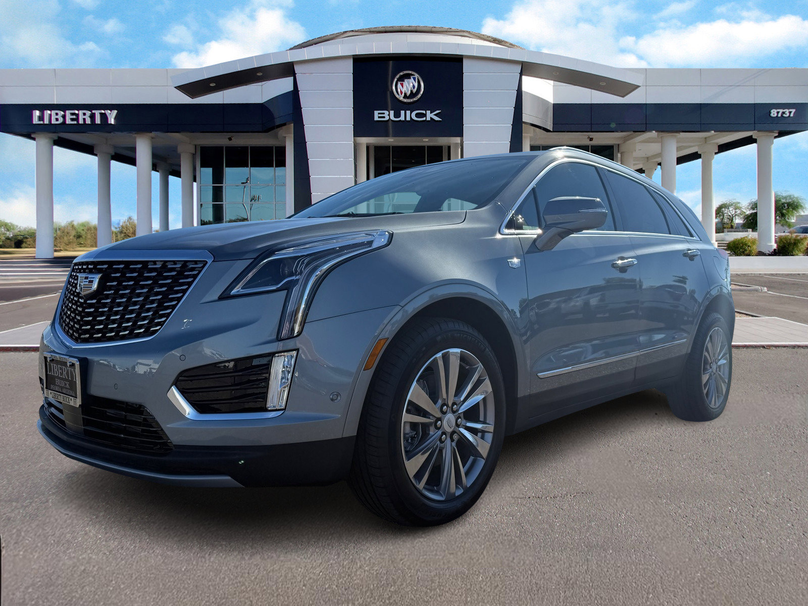 Used 2023 Cadillac XT5 Premium Luxury w/ Platinum Package image 7