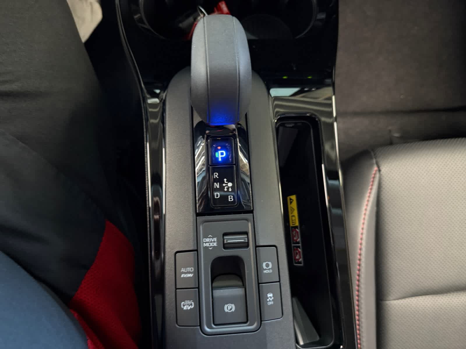 New 2026 Toyota Prius Plug-In Hybrid w/ Limited Premium Package FWD image 18