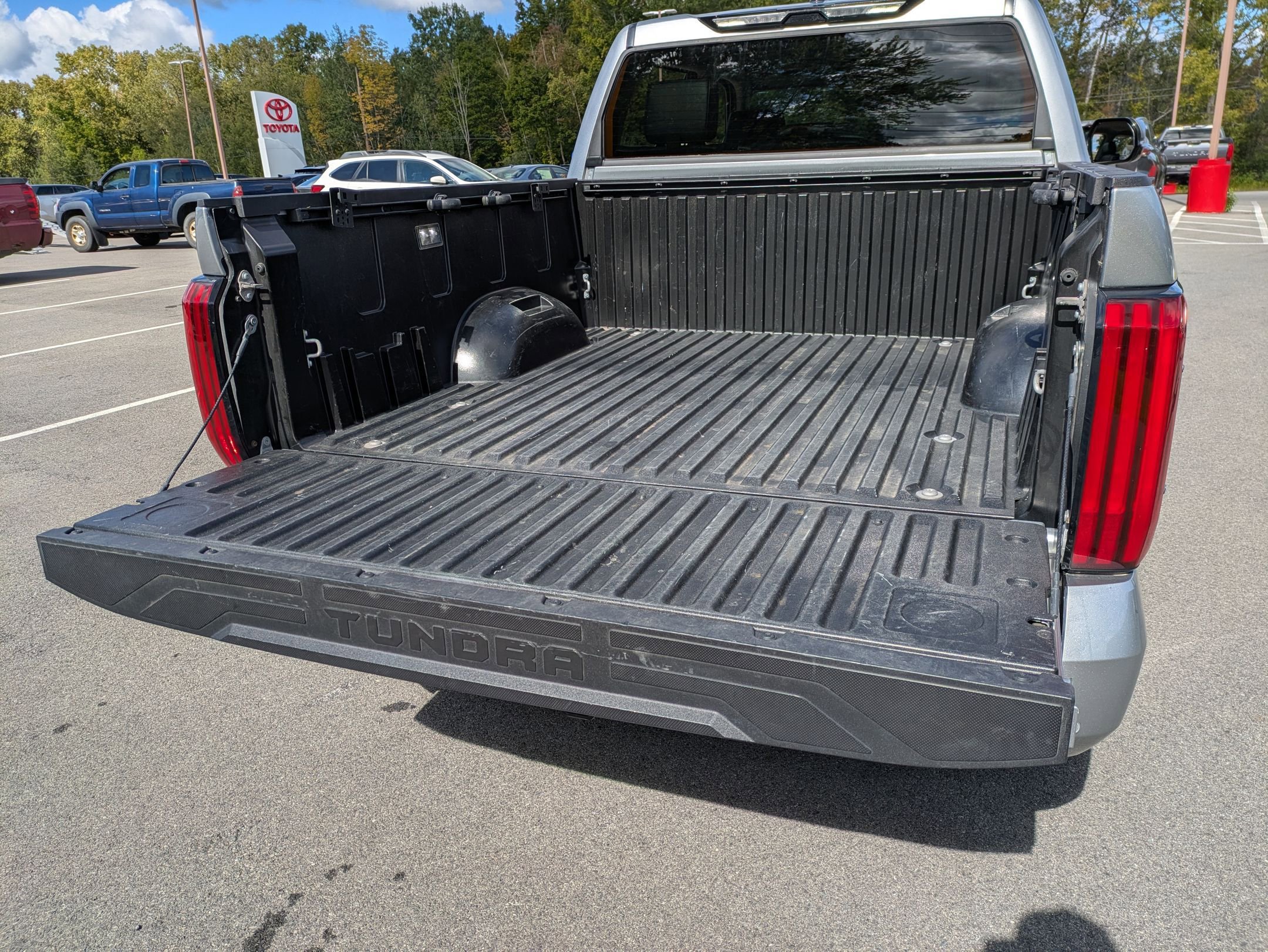 Used 2022 Toyota Tundra SR5 image 20