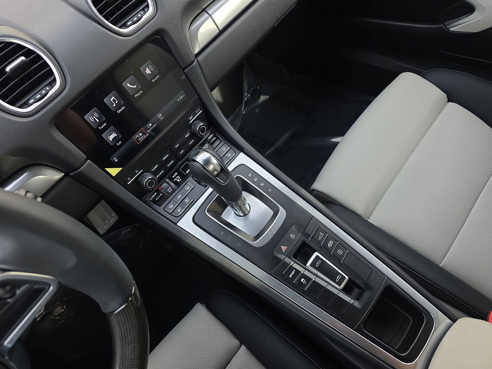 Certified 2025 Porsche 718 Boxster image 19