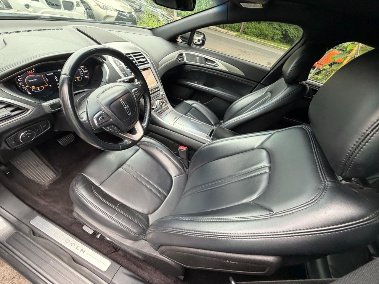 Used 2017 Lincoln MKZ Premiere FWD image 23