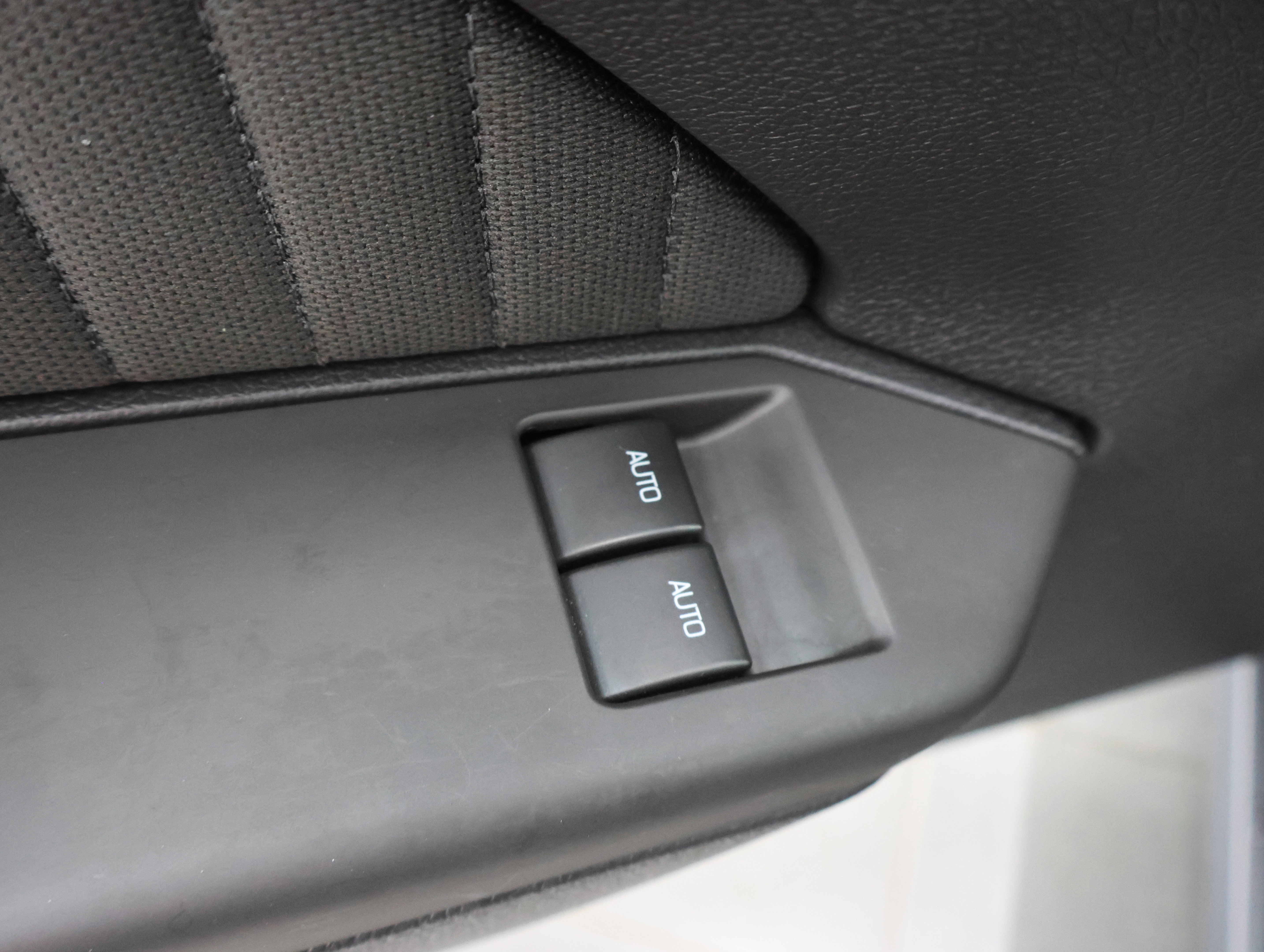 Used 2012 Ford Mustang Boss 302 RWD image 33