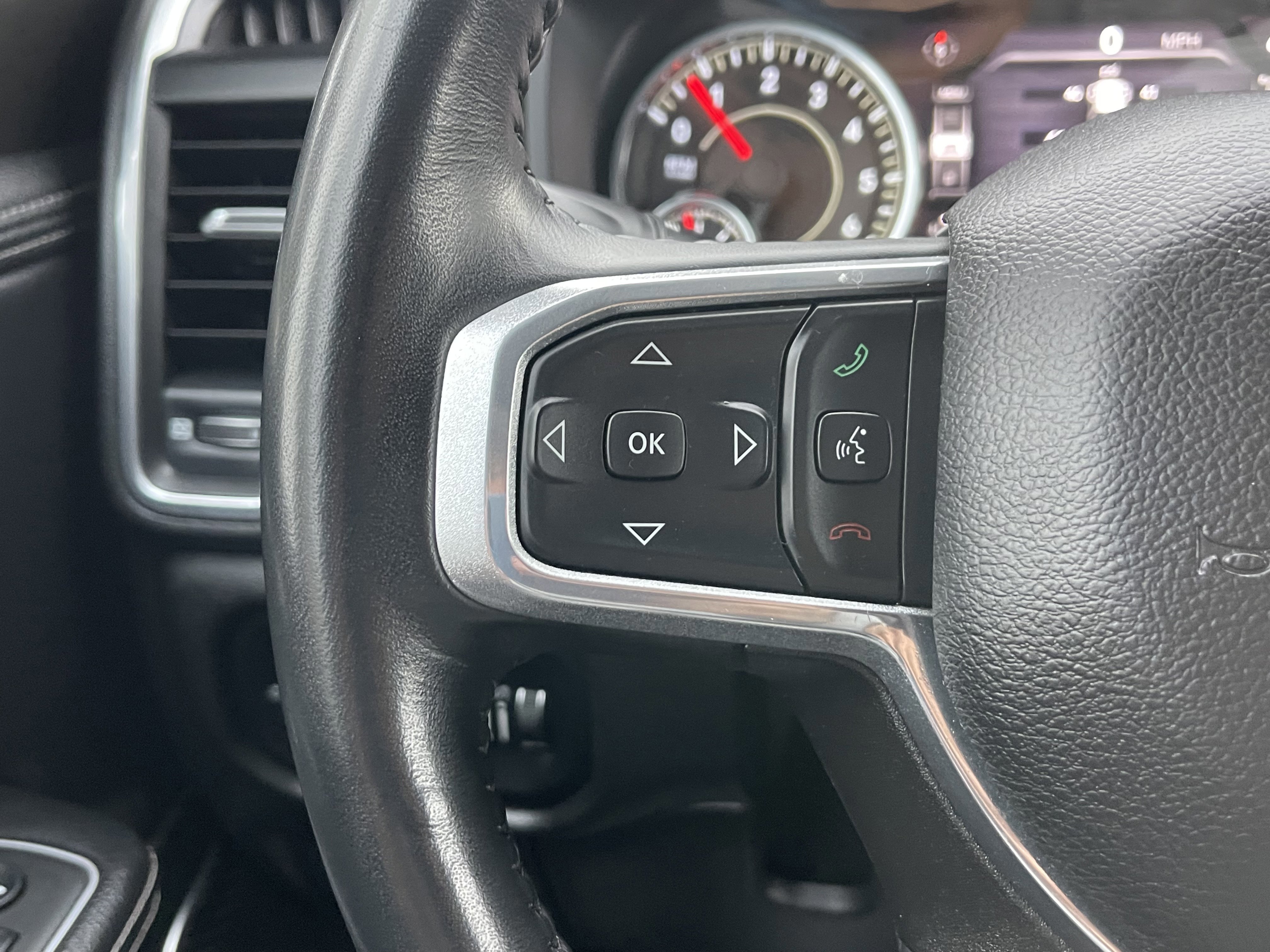 Used 2023 RAM 1500 Laramie image 38