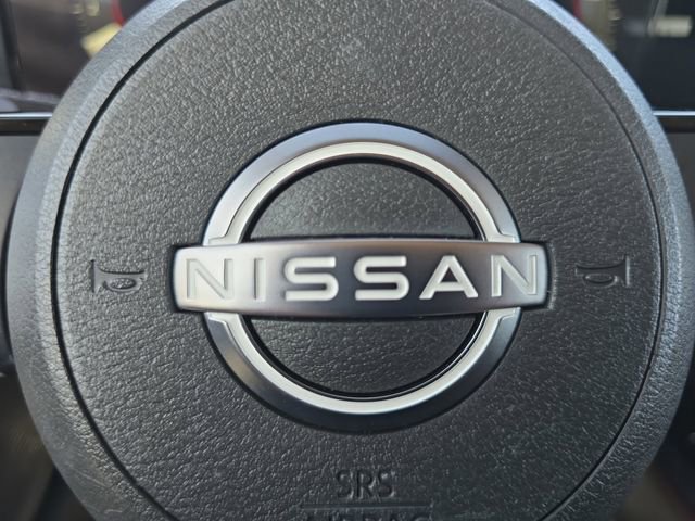 Certified 2025 Nissan Kicks SR w/ Illumination Package image 5