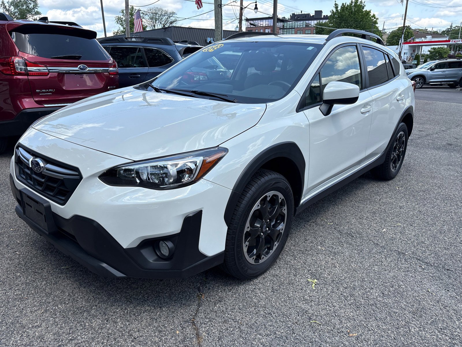 Used 2023 Subaru Crosstrek 2.0i Premium AWD/4WD image 3