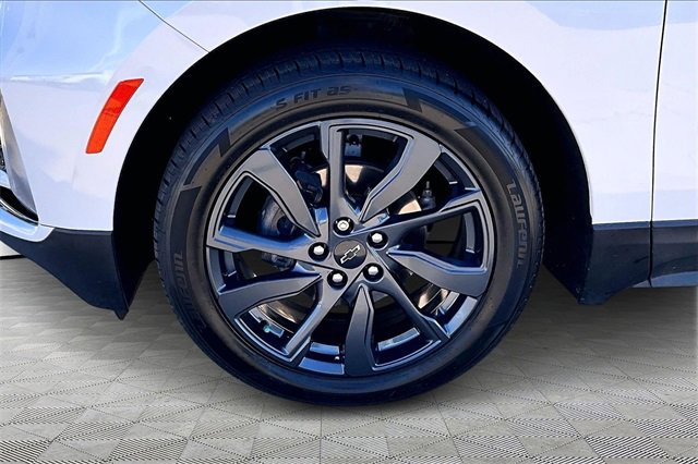 Used 2022 Chevrolet Equinox RS w/ RS Leather Package image 8