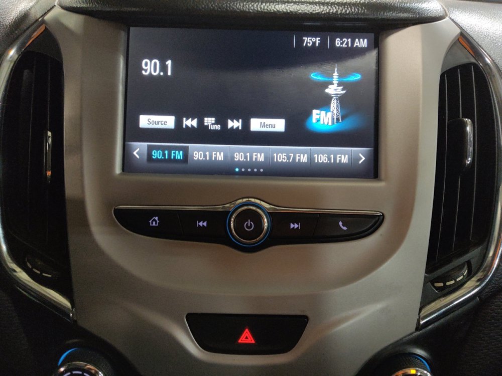 Used 2018 Chevrolet Cruze LS FWD image 25