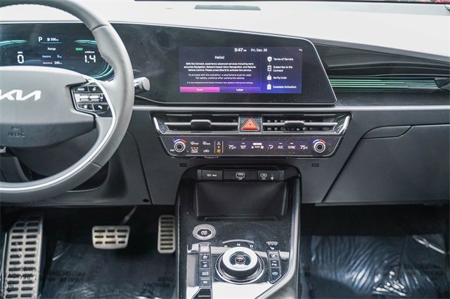 Certified 2023 Kia Niro SX Touring image 14