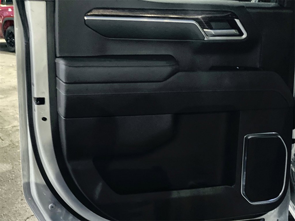 New 2026 GMC Sierra 1500 SLE image 35