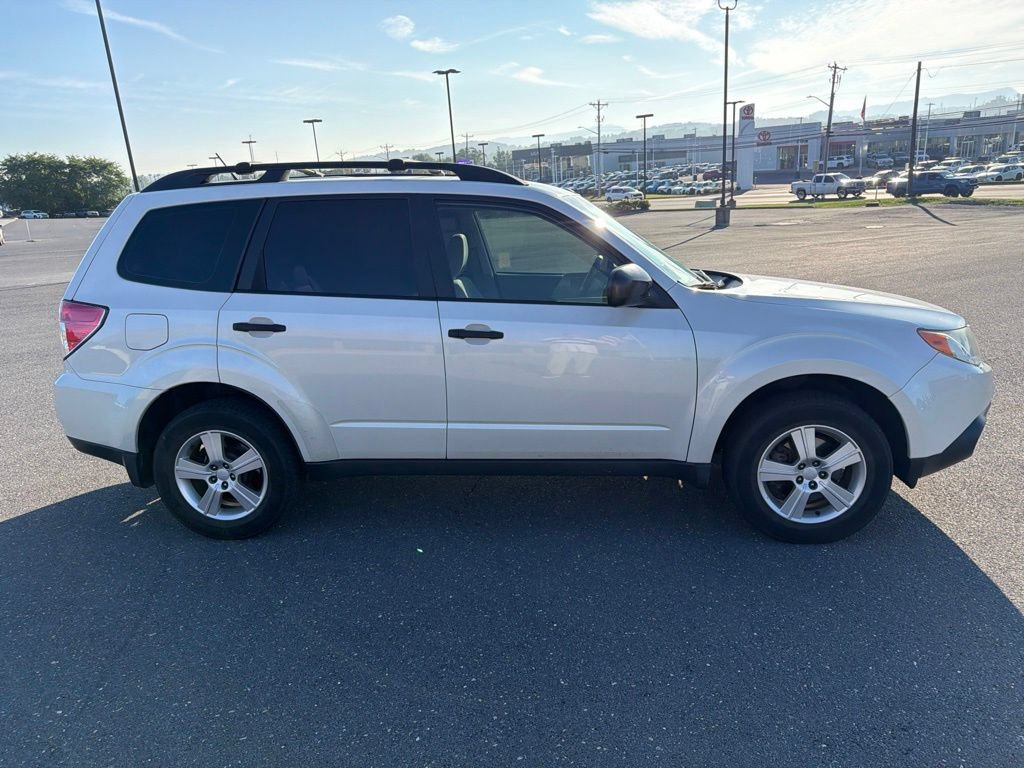 Used 2013 Subaru Forester 2.5X w/ Popular Pkg 1 AWD/4WD image 6