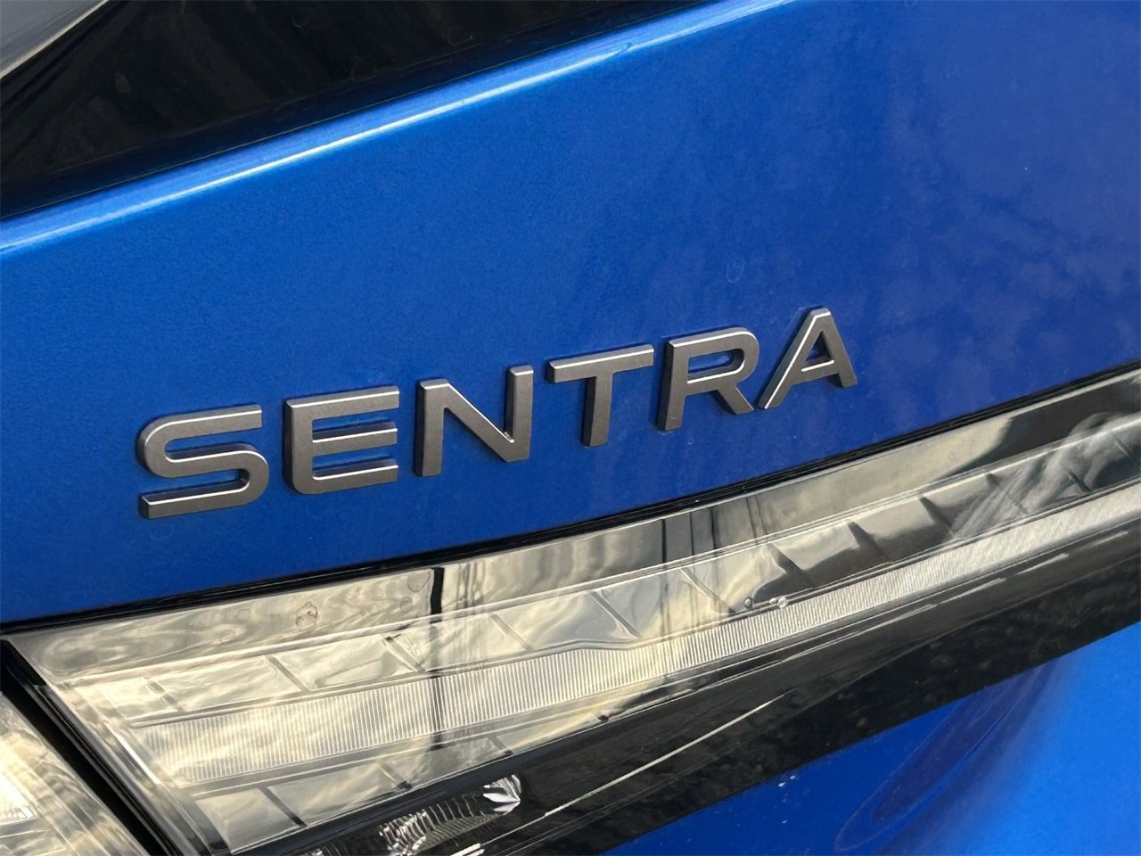 New 2027 Nissan Sentra SR w/ Floor Mat Package FWD image 11