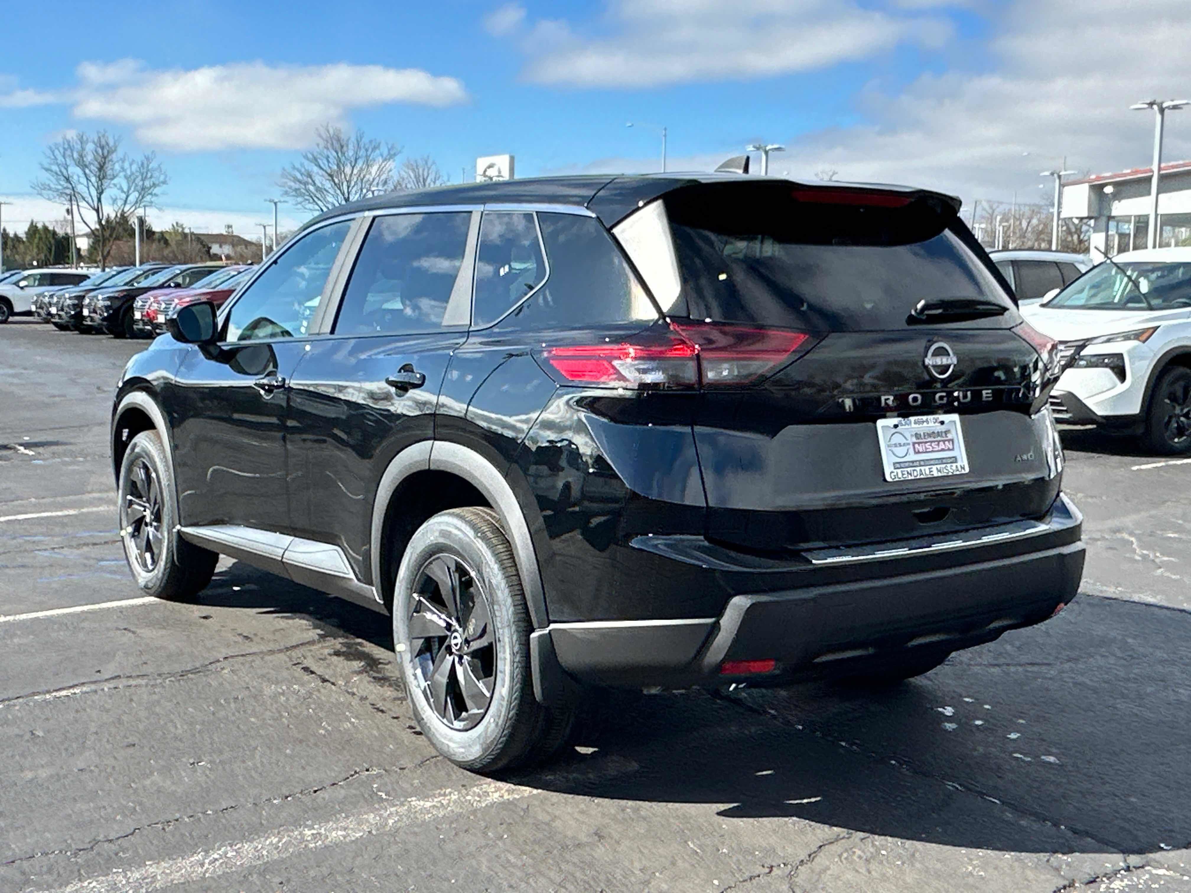 New 2026 Nissan Rogue SV AWD/4WD image 5