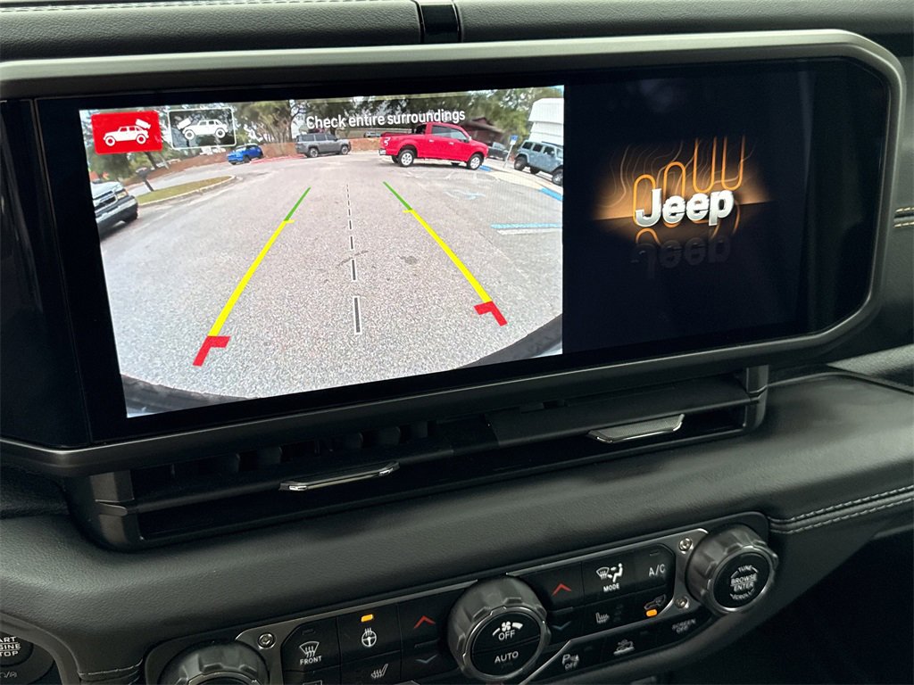 Certified 2025 Jeep Wrangler Sahara w/ Safety Group image 26