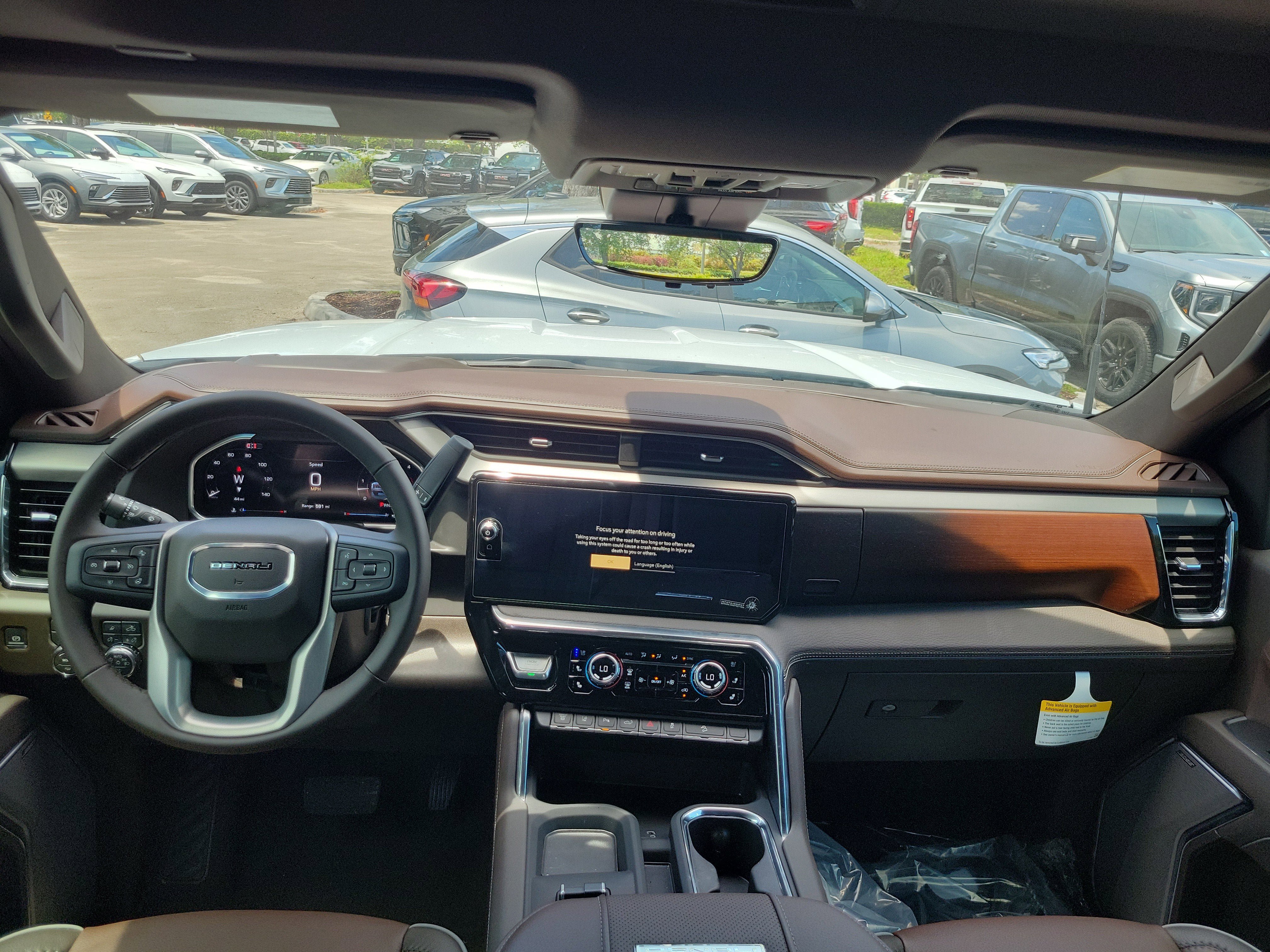 New 2026 GMC Sierra 2500 Denali w/ Denali Reserve Package AWD/4WD image 7