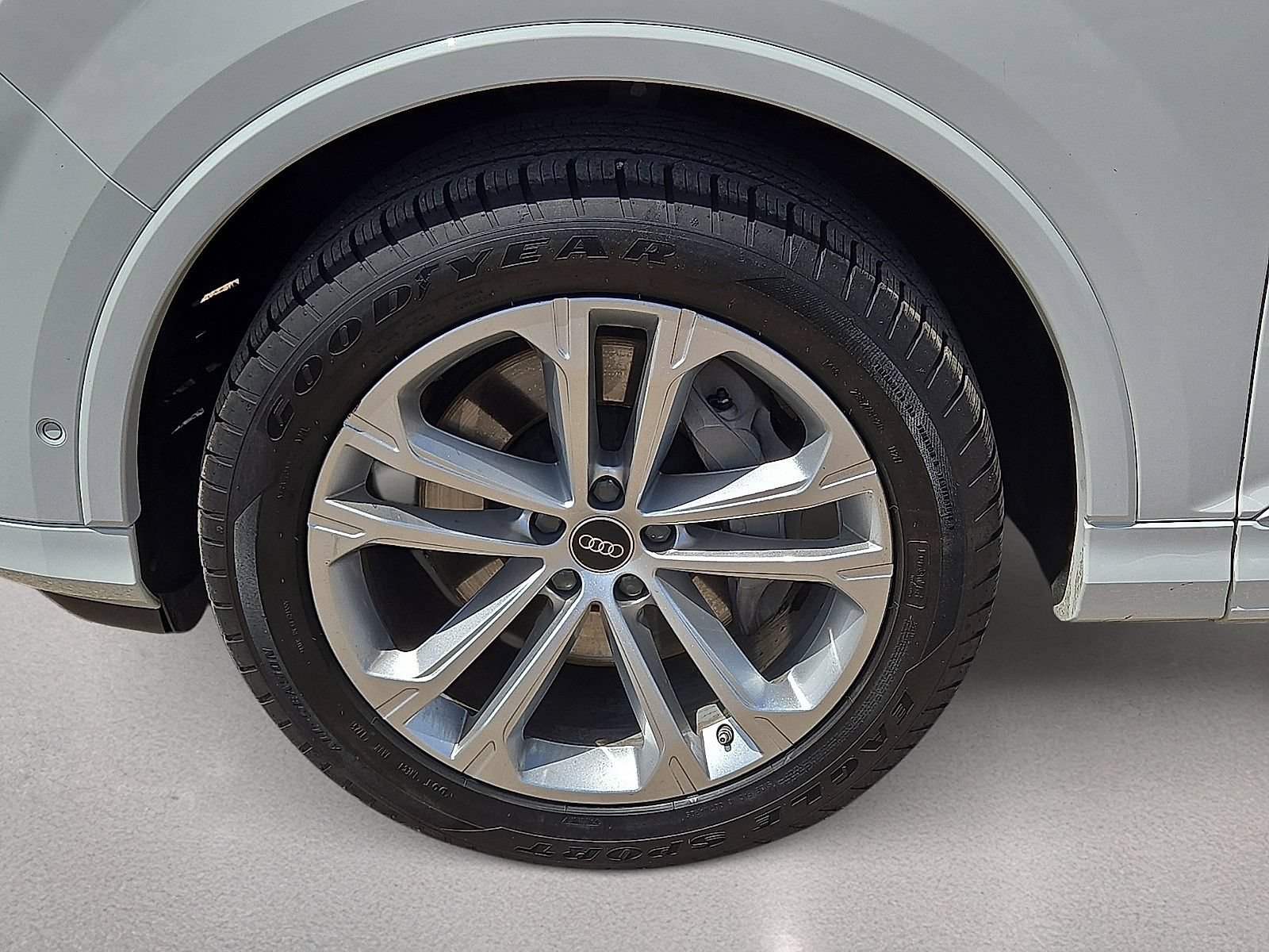 Used 2025 Audi Q7 3.0T Premium Plus AWD/4WD image 10