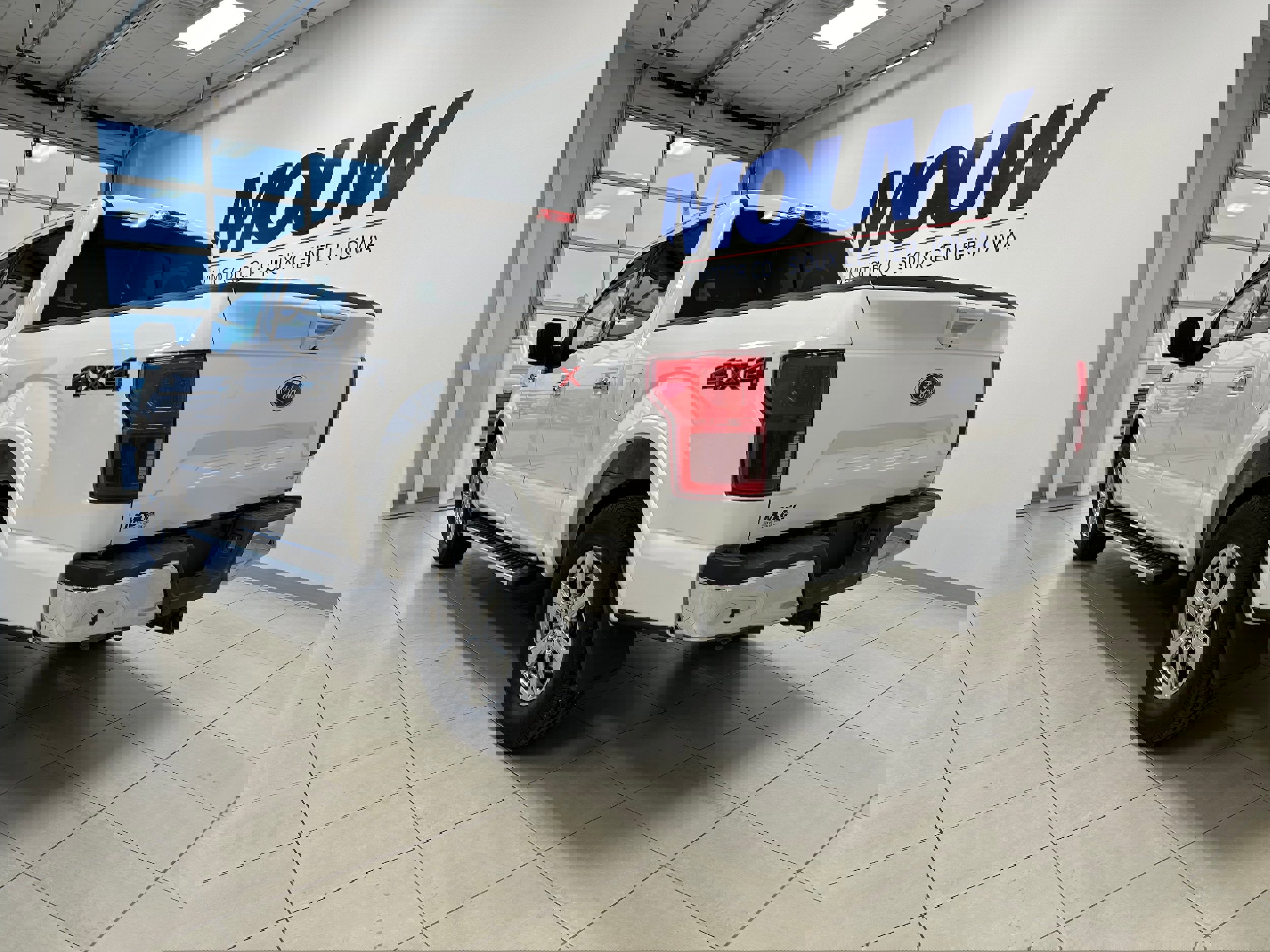 Used 2018 Ford F150 Lariat image 6