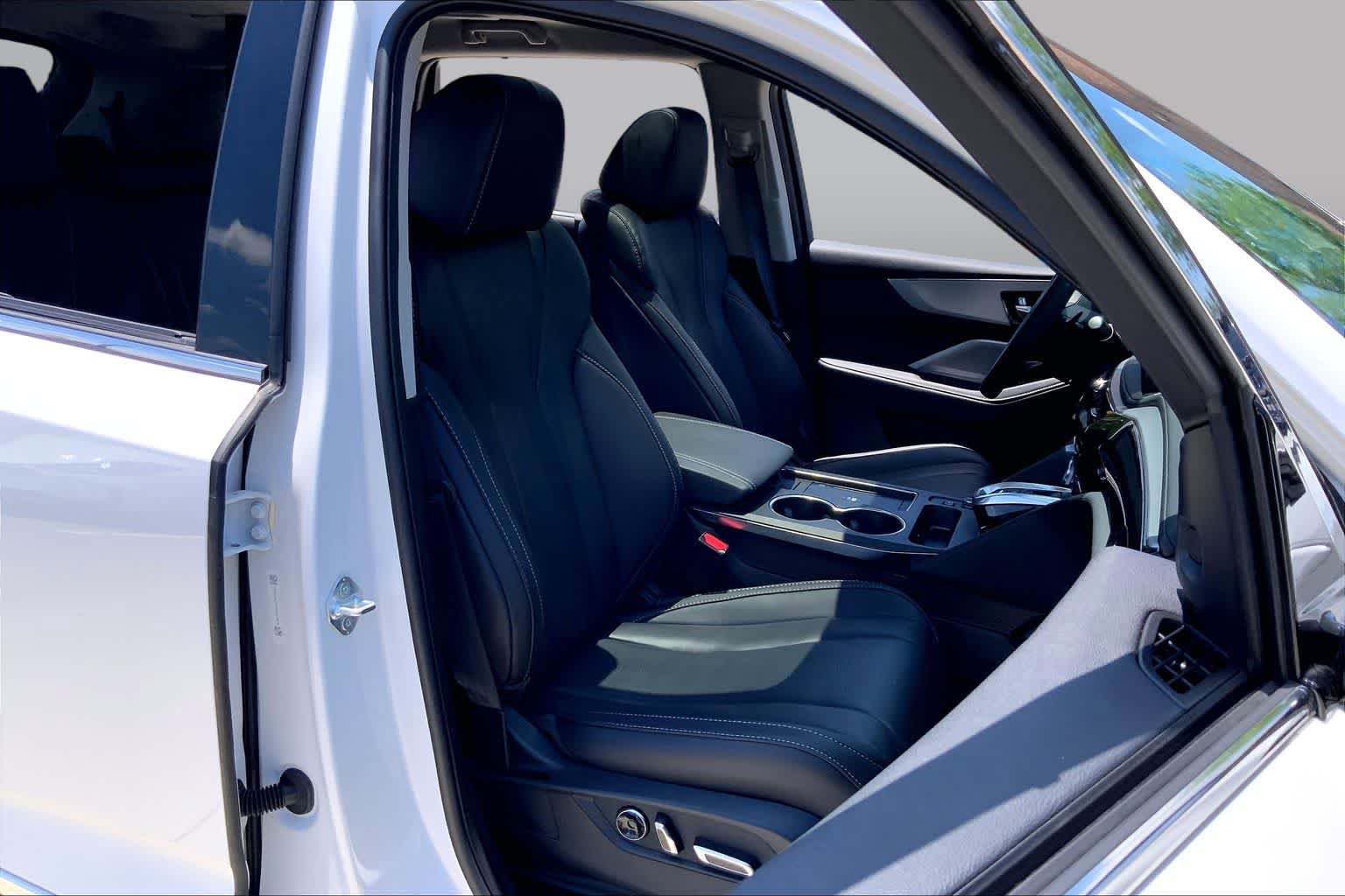 Used 2026 Acura MDX FWD w/ Technology Package image 9