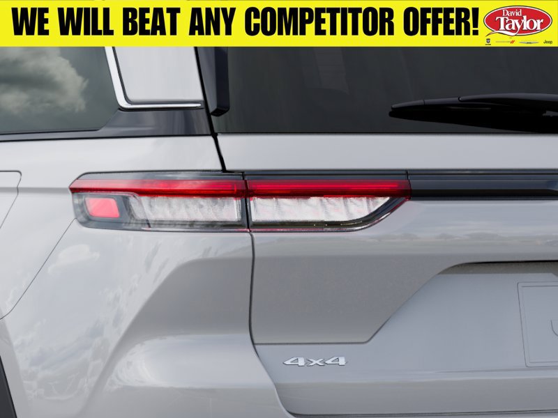 New 2026 Jeep Grand Cherokee Limited w/ Trailer Tow Package AWD/4WD image 10