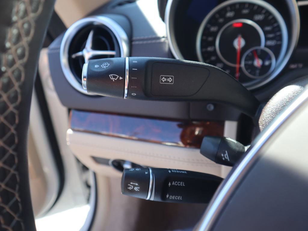 Used 2017 Mercedes-Benz SL 450 image 25