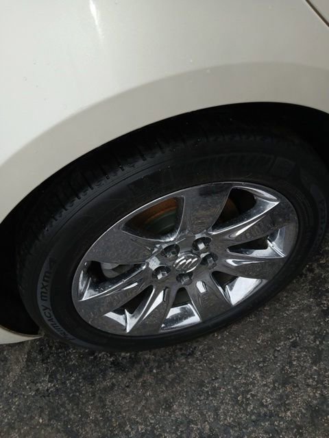 Used 2012 Buick LaCrosse Premium w/ Driver Confidence Package image 12