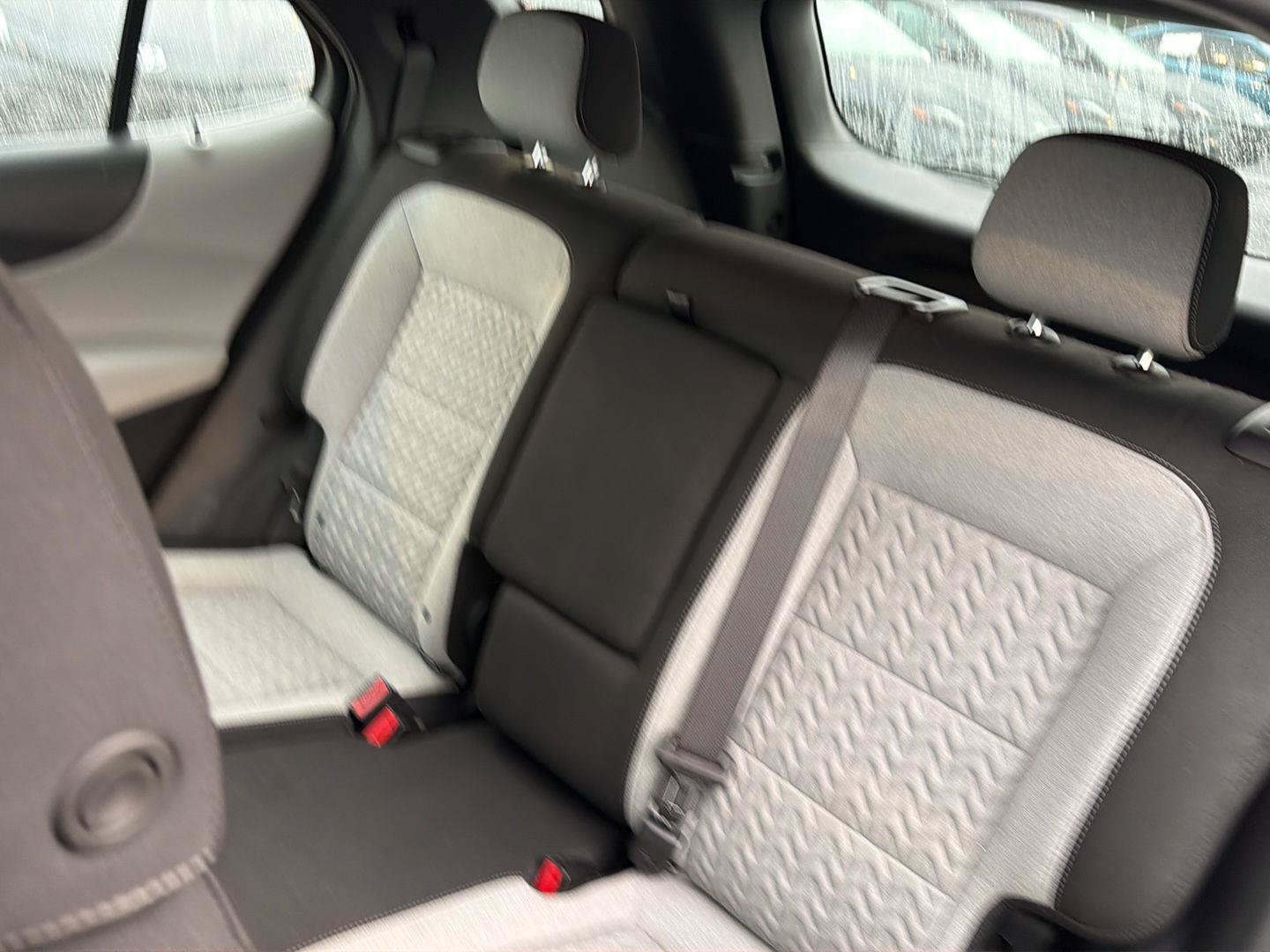 Used 2022 Chevrolet Equinox LS AWD/4WD image 29