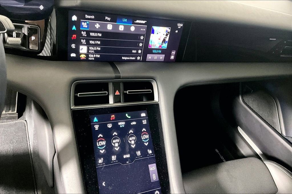 Used 2025 Porsche Taycan image 25