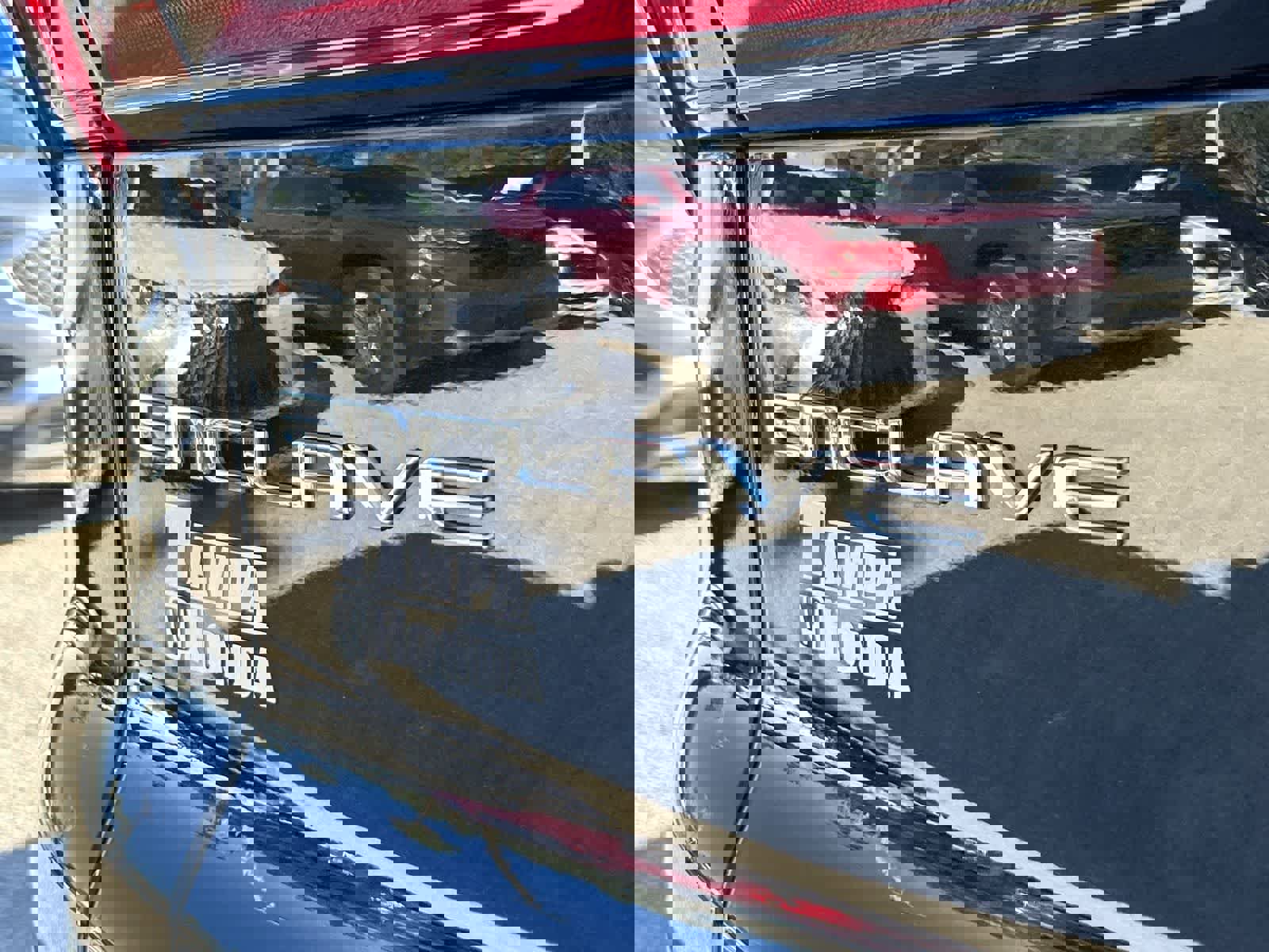 Used 2025 Buick Enclave Preferred image 7