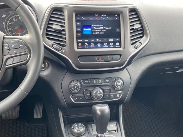 Used 2022 Jeep Cherokee Trailhawk w/ Comfort/Convenience Group image 9