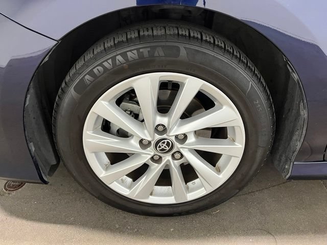 Used 2022 Toyota Camry LE FWD image 28
